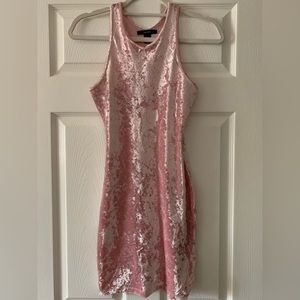 Forever 21 pink velvet mini dress. Size small. Worn once!